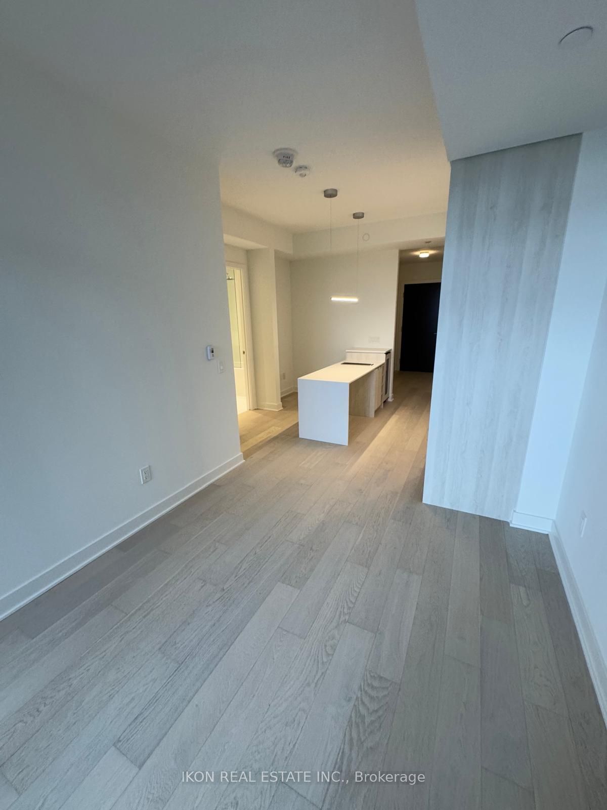 11 Yorkville Ave, unit 1404 for rent