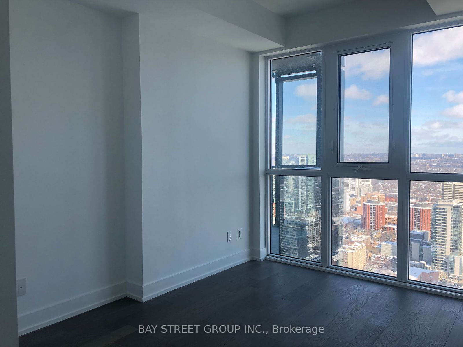 7 Grenville St, unit 4807 for rent