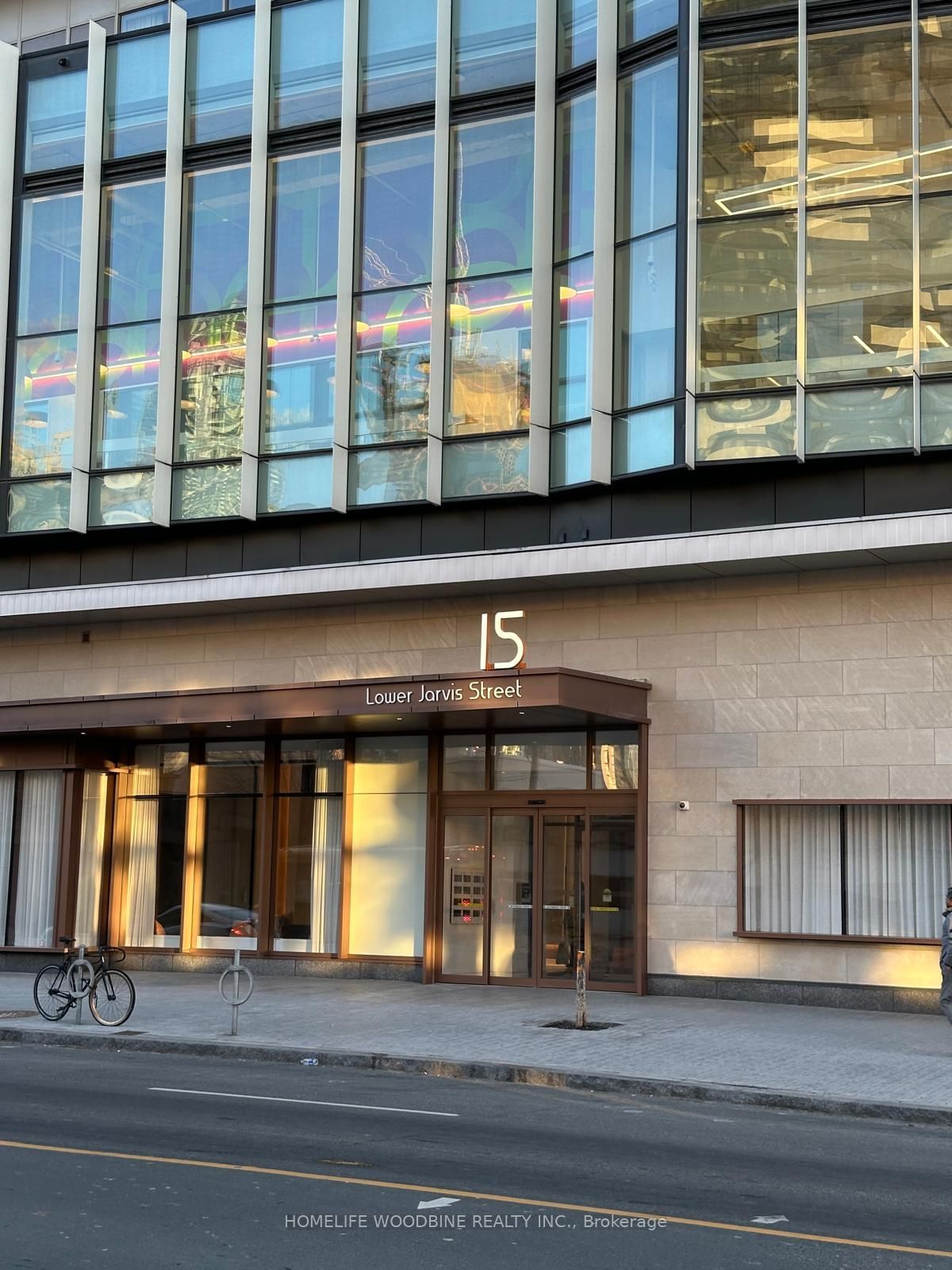 15 Lower Jarvis St, unit 3811 for rent