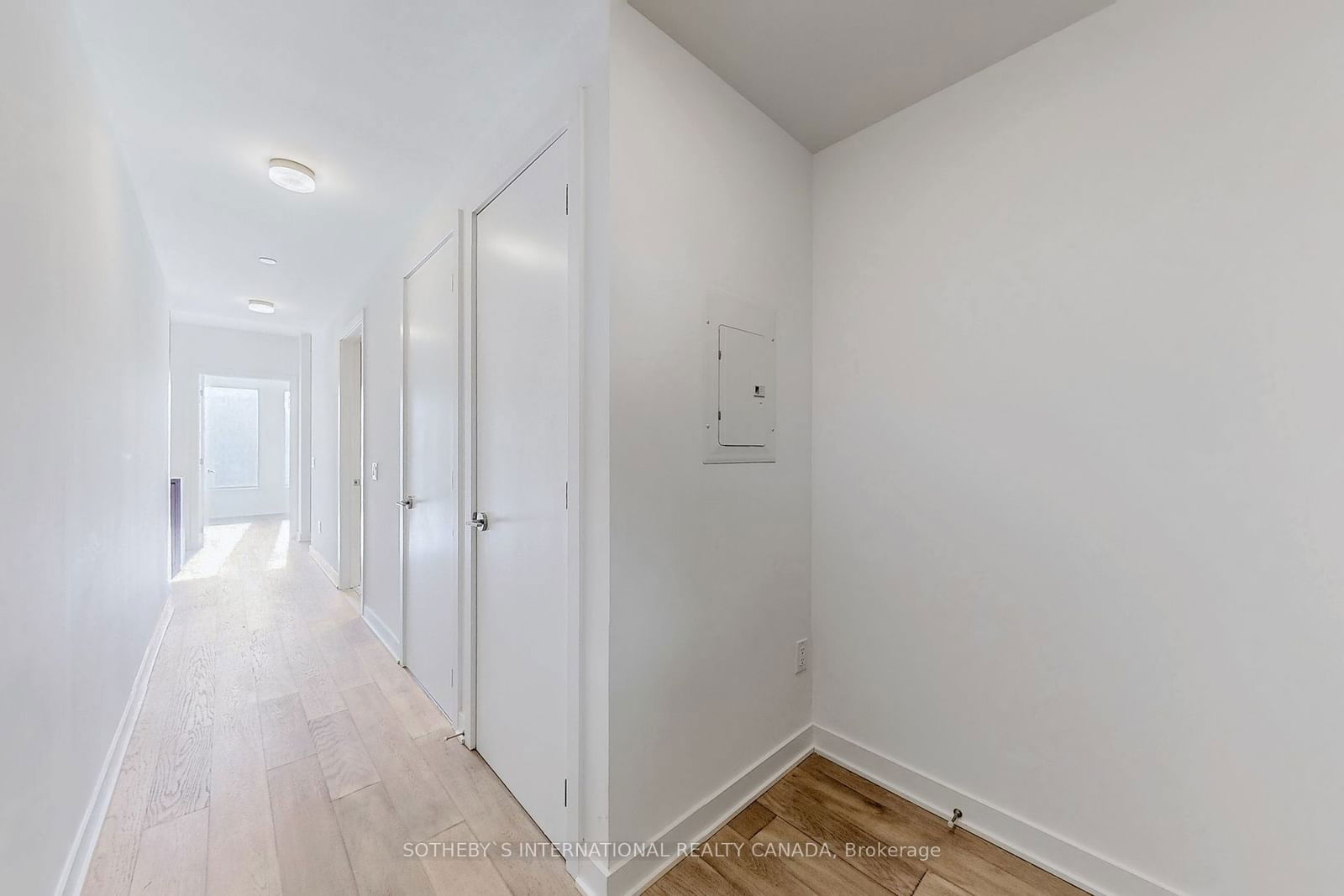 11 Yorkville Ave, unit 1010 for rent