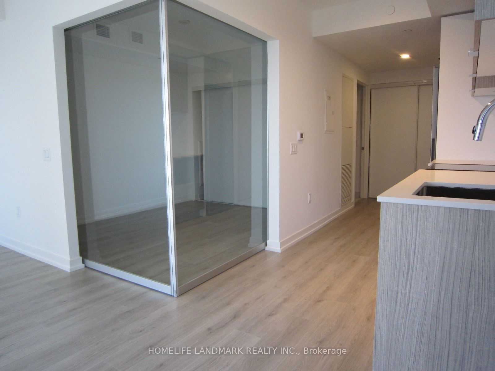 395 Bloor St E, unit 3411 for rent