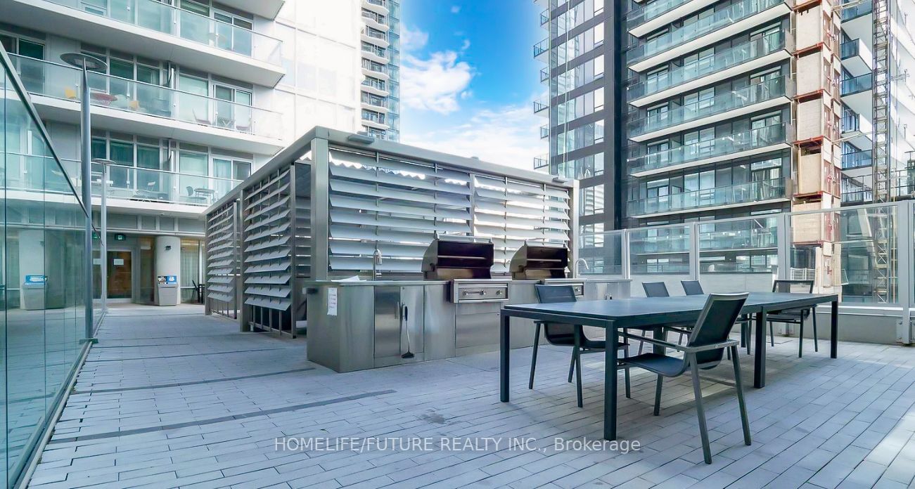 99 Broadway Ave N, unit 1609 for rent