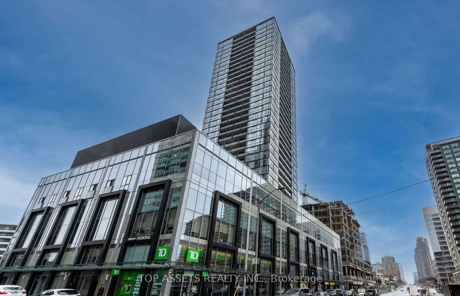 5180 Yonge St, unit 417 for rent