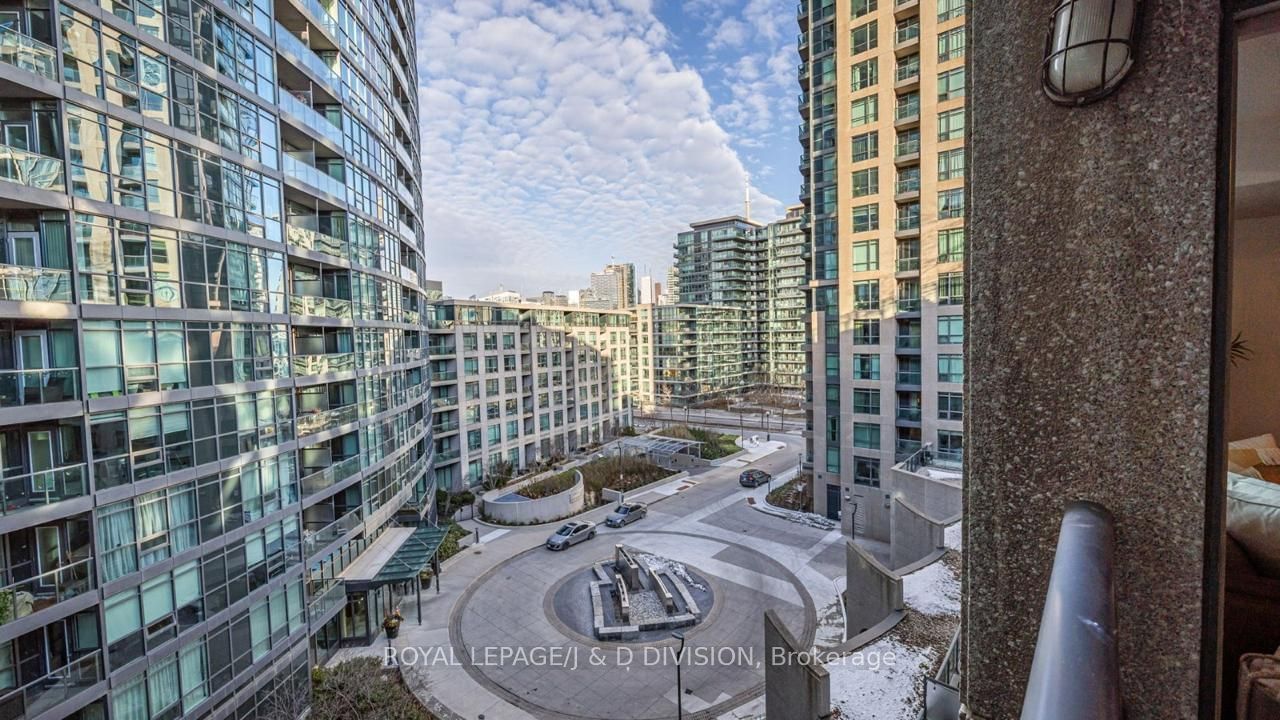 219 Fort York Blvd, unit 615 for rent