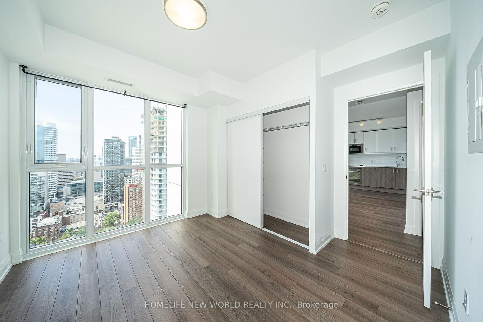 77 Mutual St, unit 3105 for rent