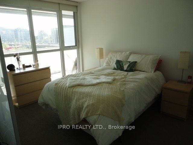 75 Queens Wharf Rd, unit 602 for rent