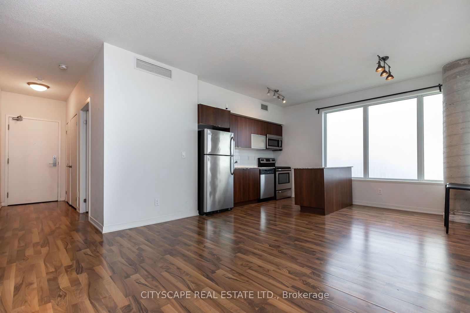 55 East Liberty St, unit 1504 for rent