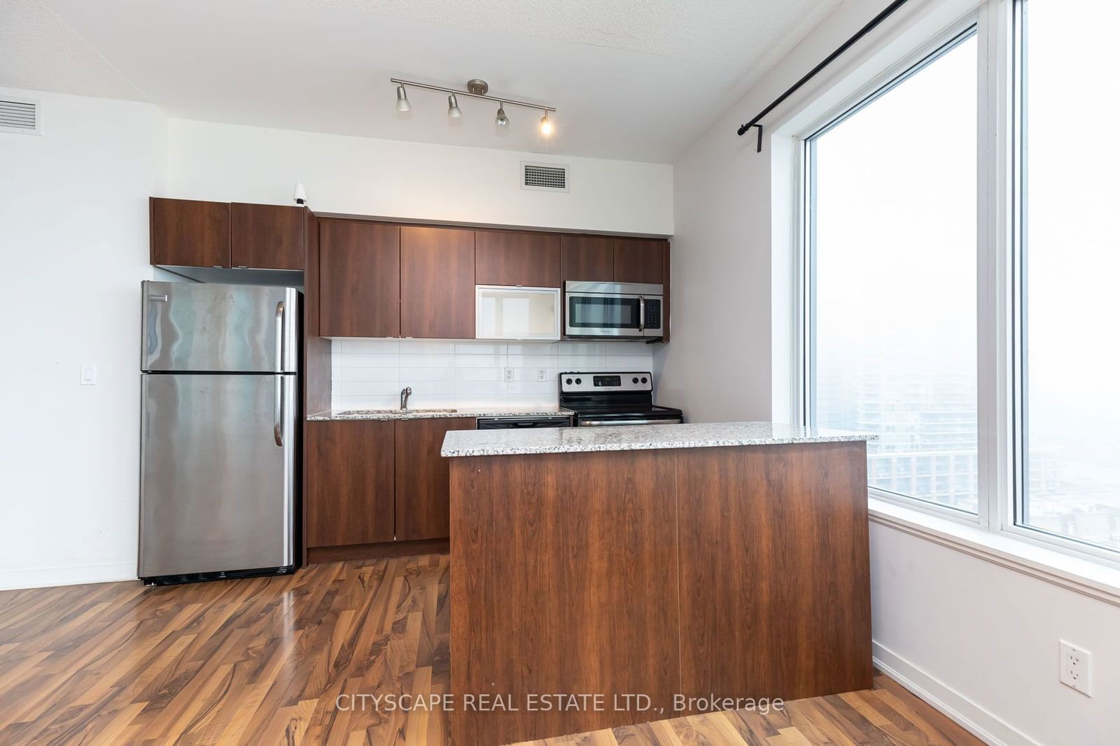 55 East Liberty St, unit 1504 for rent