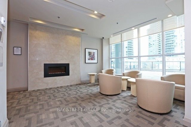 16 Harbour St, unit 4001 for rent