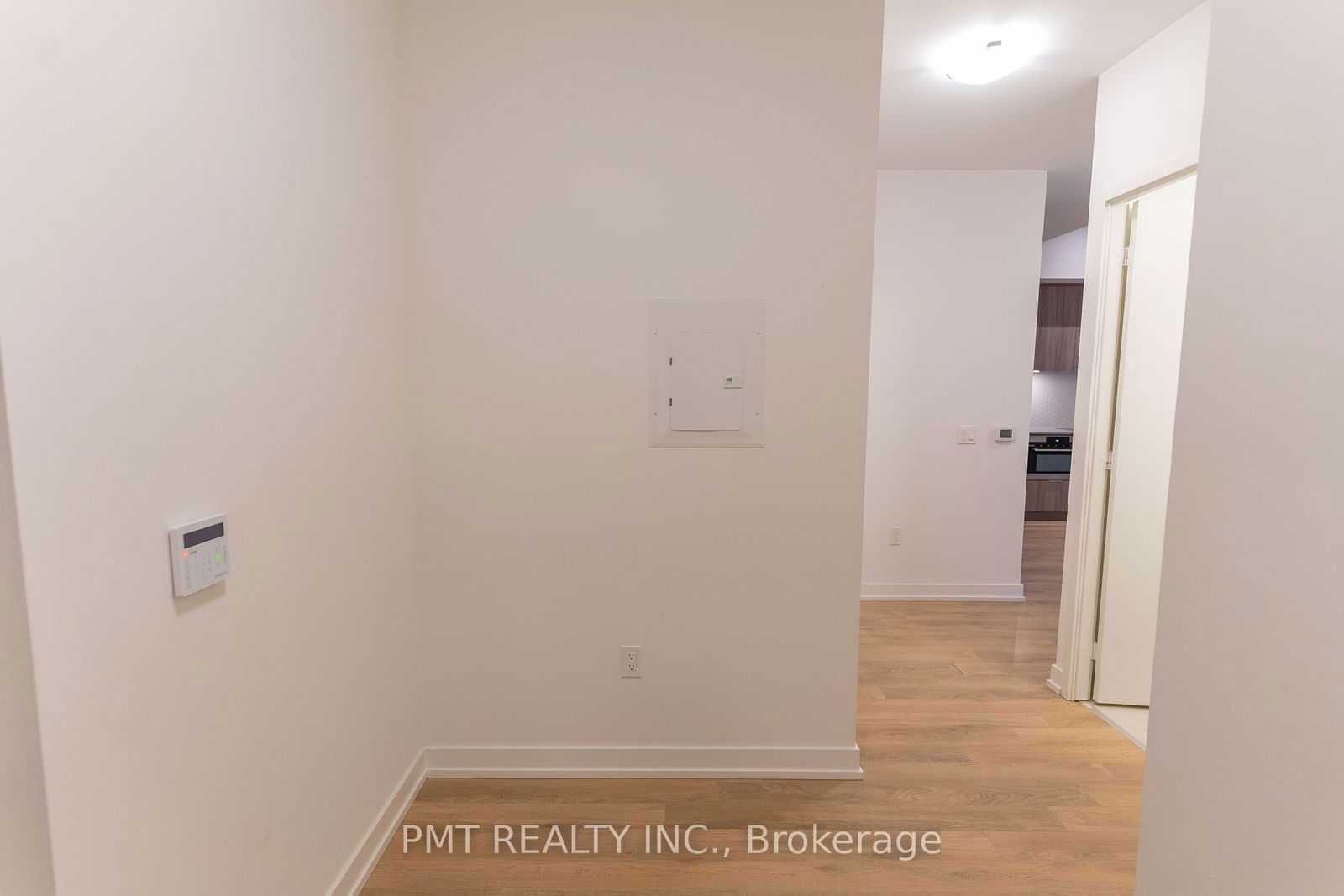 158 Front St E, unit 913 for rent