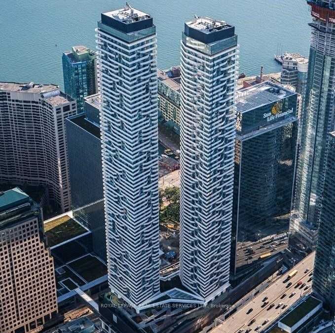 100 Harbour St, unit 2707 for rent