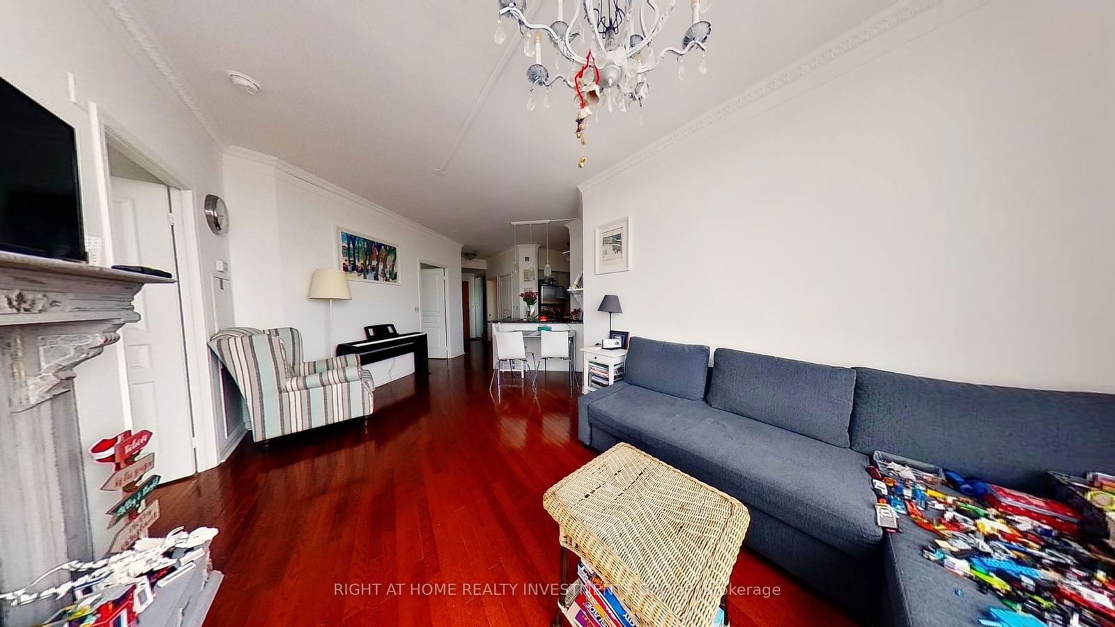 503 Beecroft Rd, unit 2009 for rent