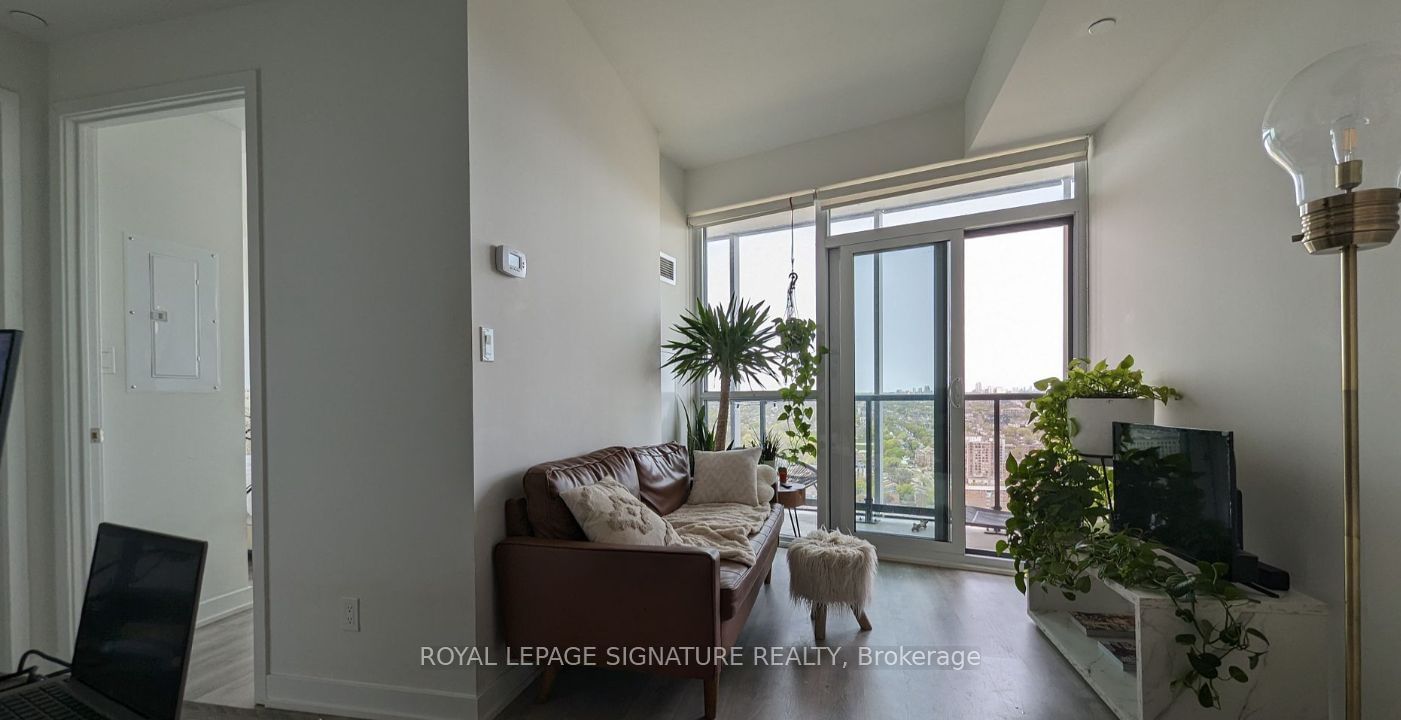 50 Ordnance St, unit 2706 for rent