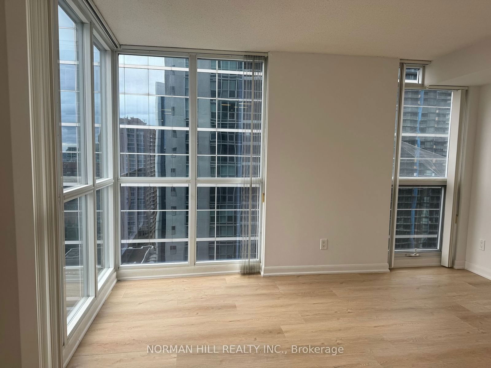 4978 Yonge St, unit 2708 for rent