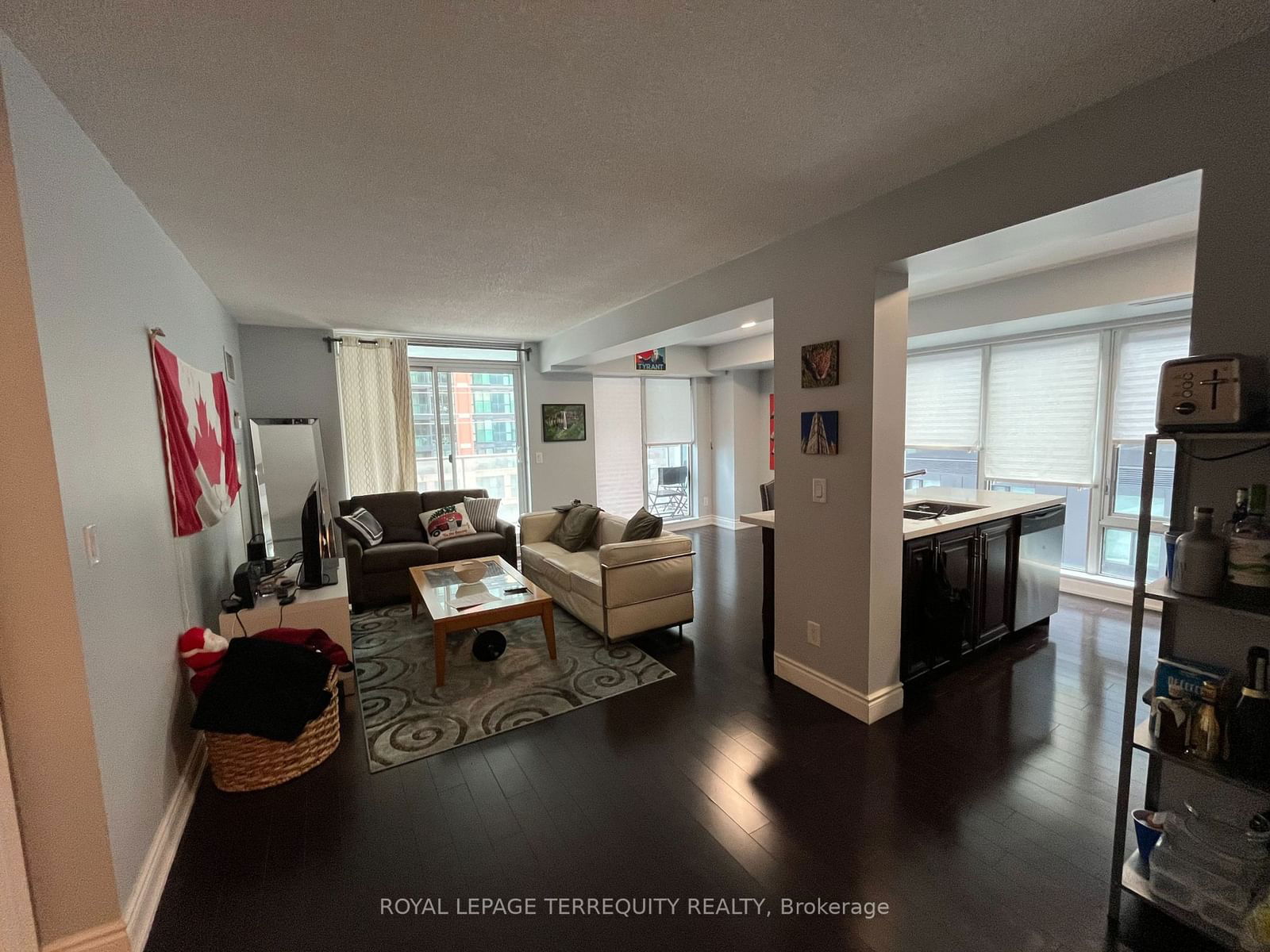 555 Wilson Ave, unit E318 for rent