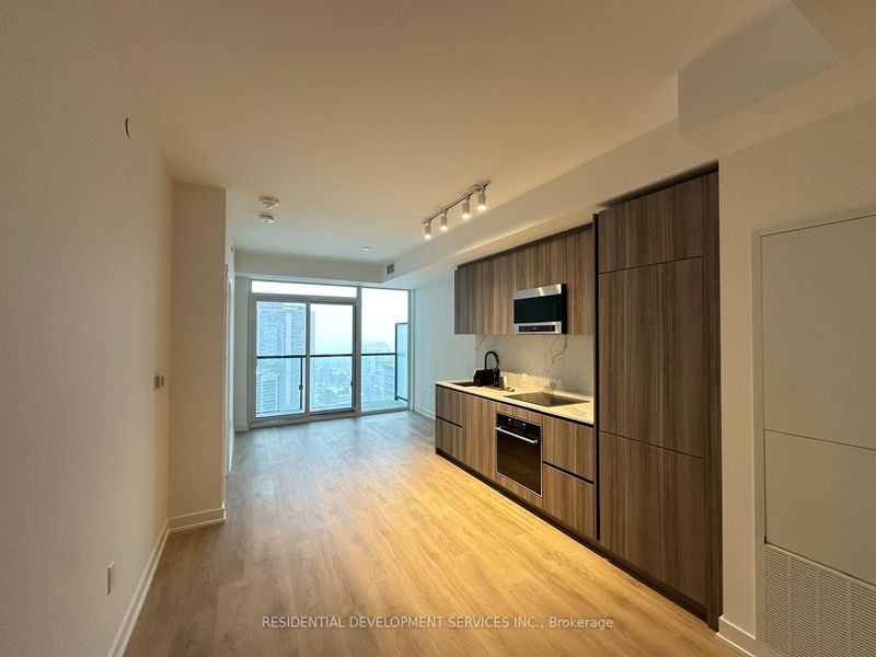 117 Broadway Ave, unit 1707N for rent