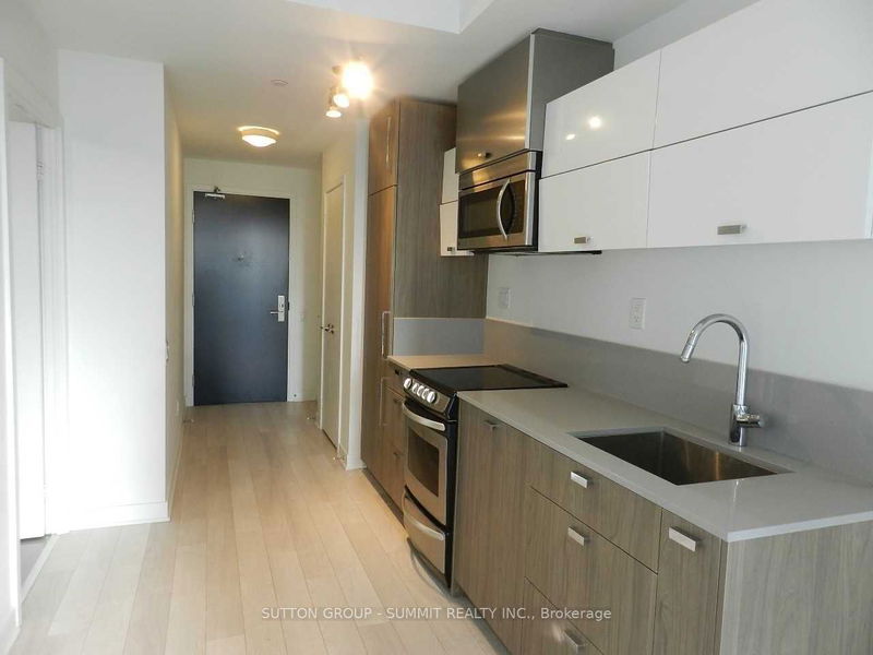 290 Adelaide St W, unit 1702 for rent