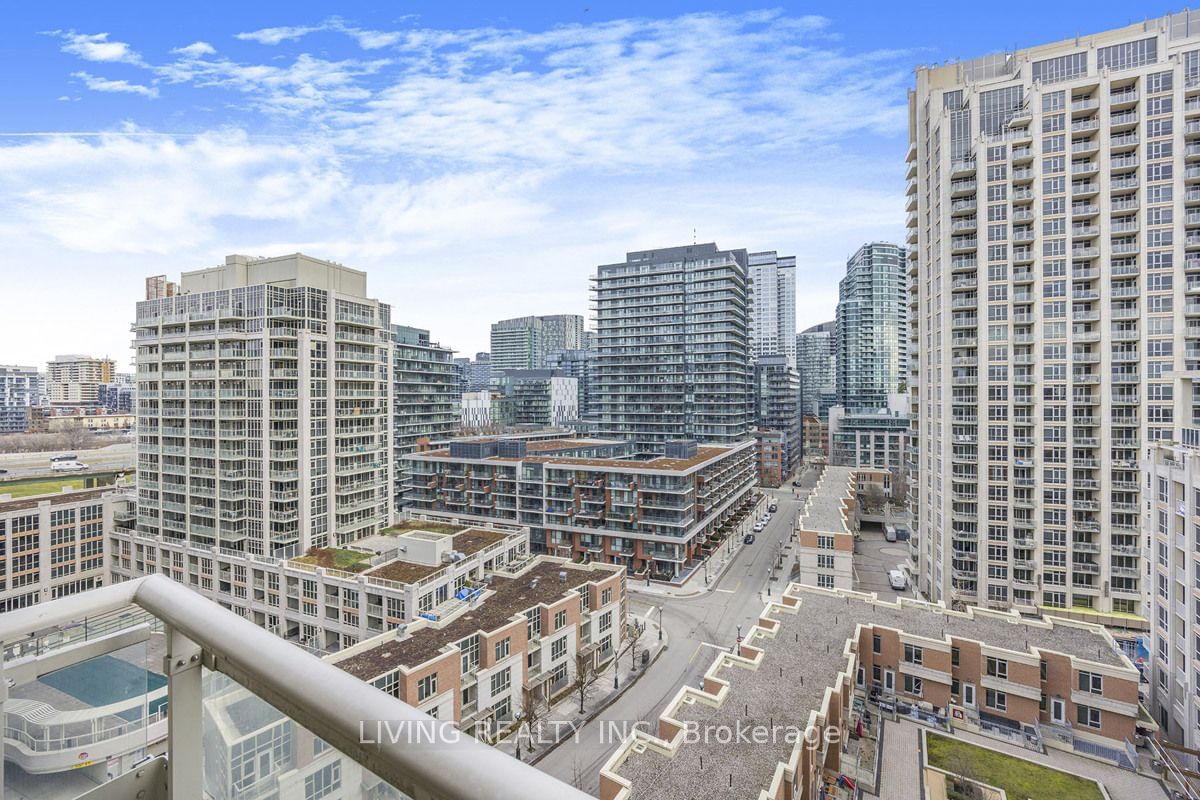 628 Fleet St, unit 1207 for rent