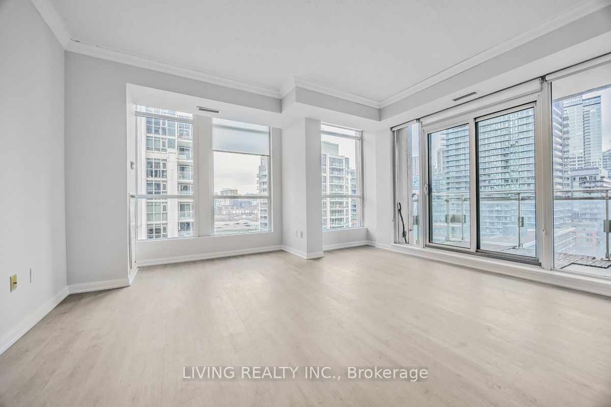 628 Fleet St, unit 1207 for rent