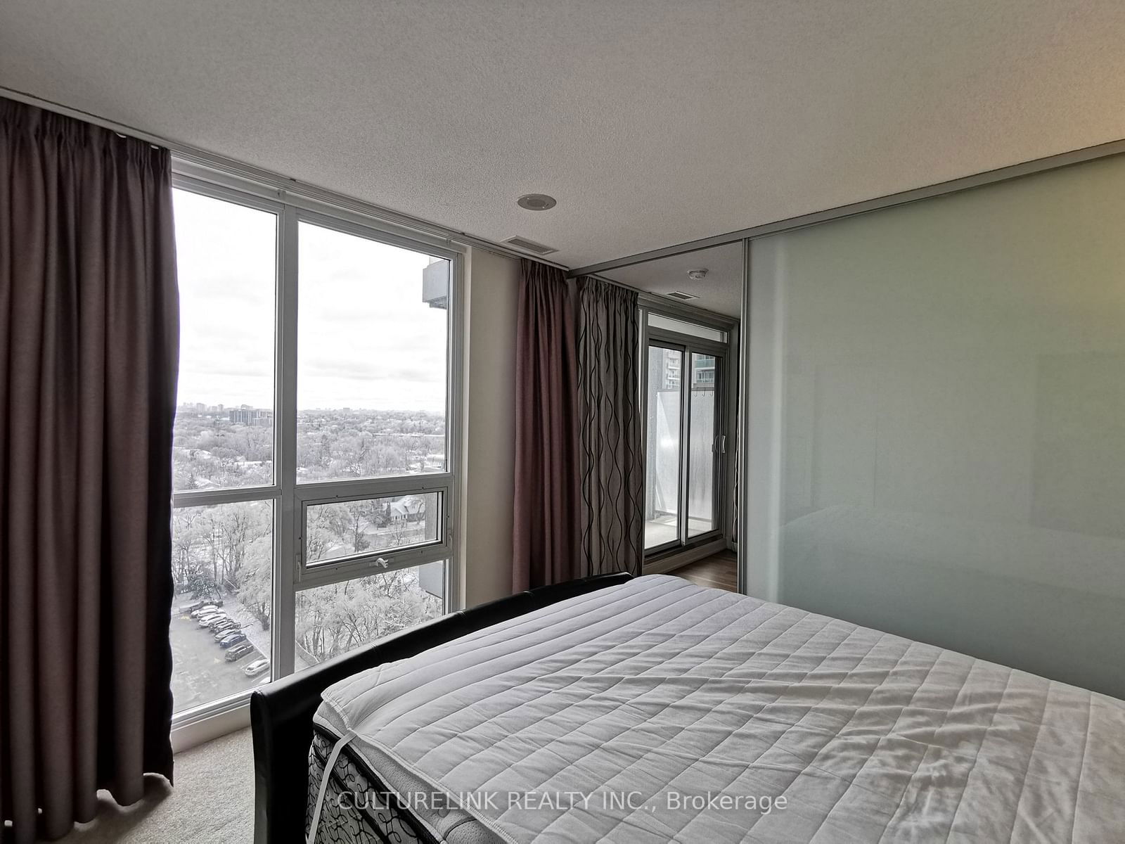 23 Sheppard Ave E, unit 1607 for rent