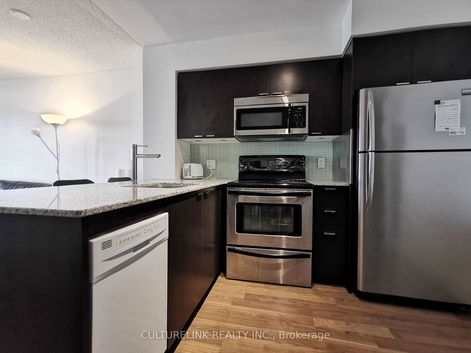 23 Sheppard Ave E, unit 1607 for rent