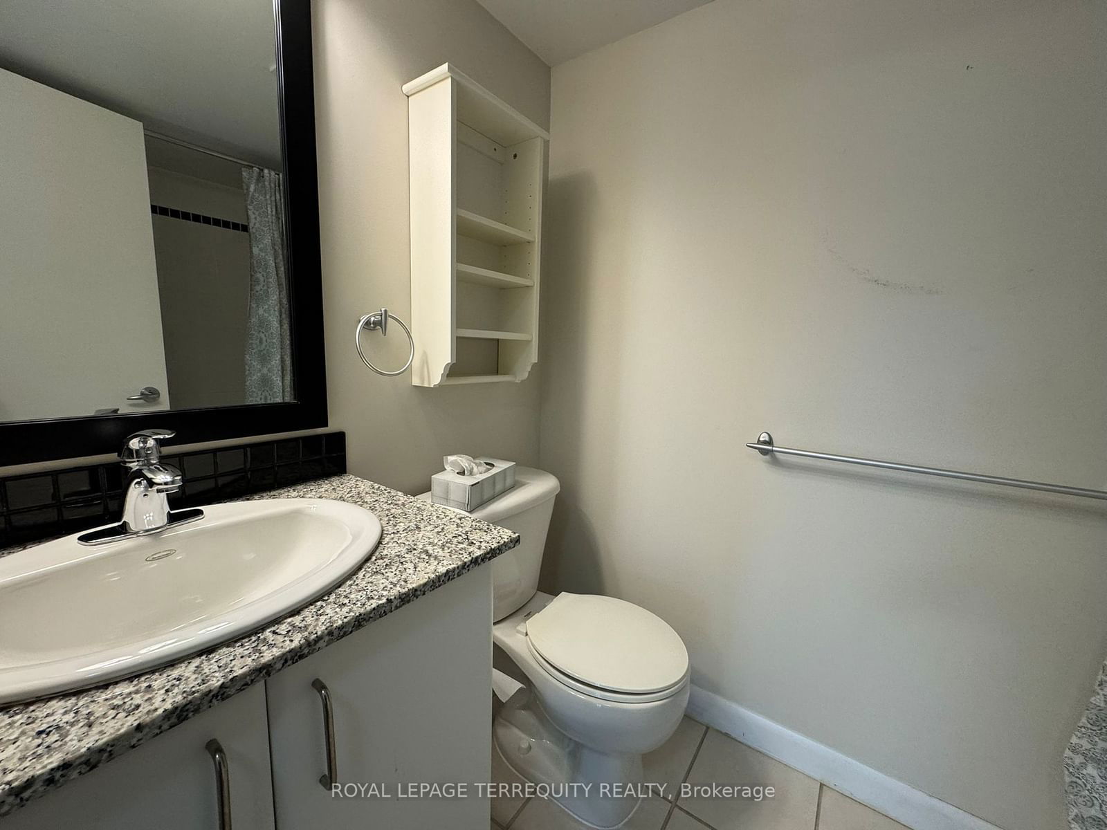 33 Sheppard Ave E, unit 2802 for rent