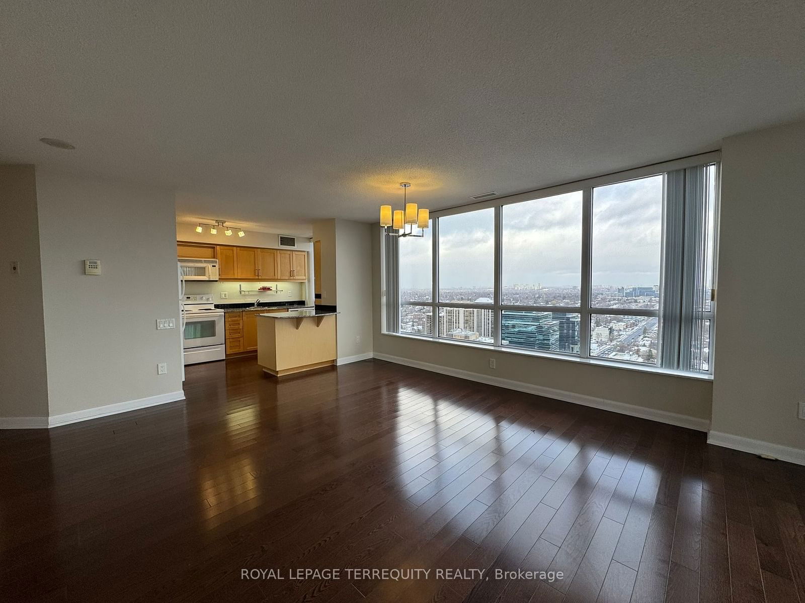 33 Sheppard Ave E, unit 2802 for rent