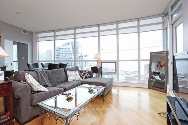 600 Fleet St, unit 2104 for rent