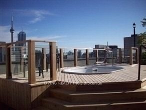 633 Bay St, unit 1704 for rent