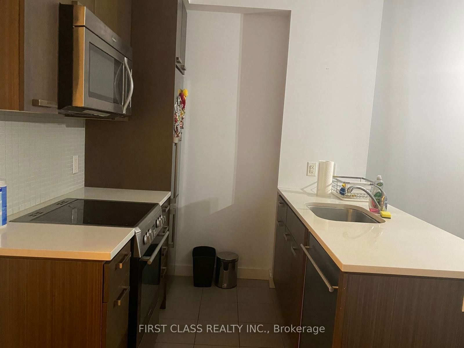 295 Adelaide St W, unit 3708 for rent