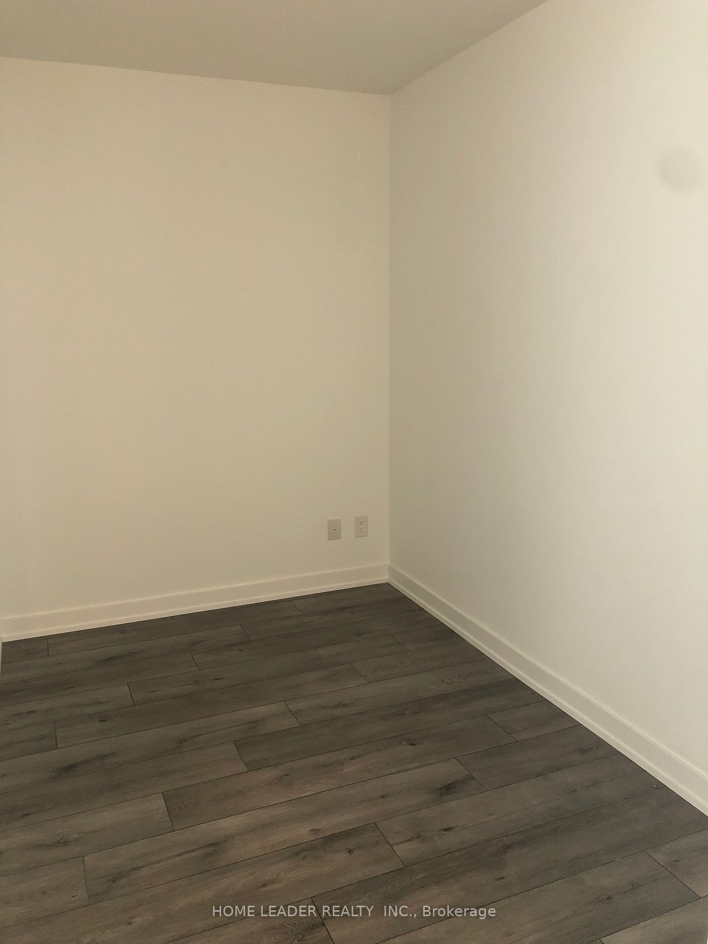 47 Mutual St, unit 2908 for rent