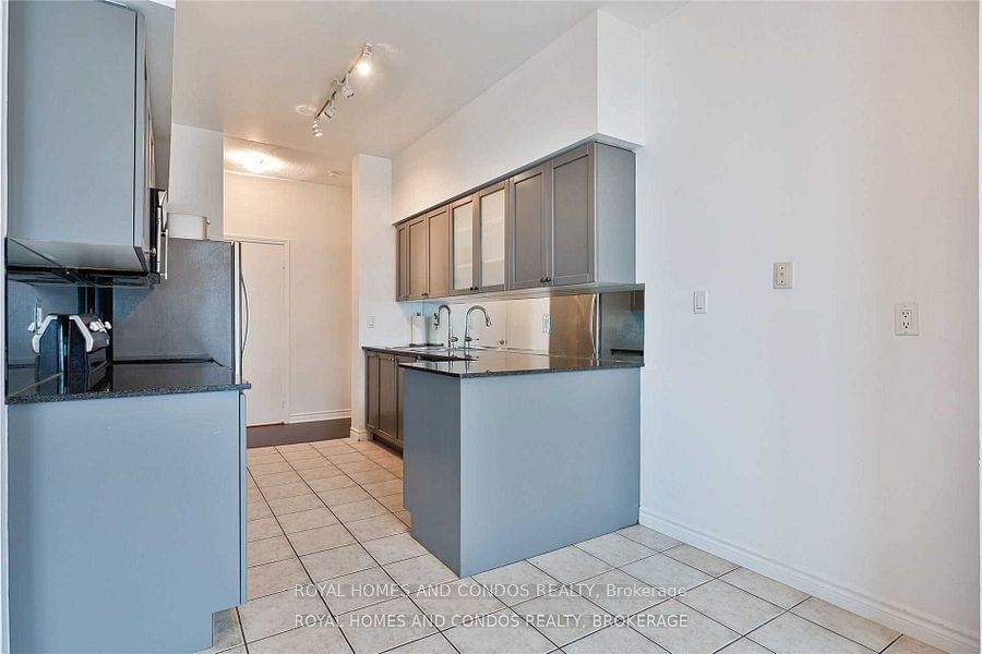 410 Queens Quay W, unit Lph6 for rent