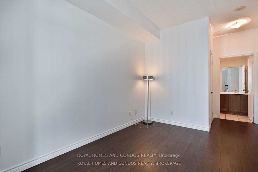 410 Queens Quay W, unit Lph6 for rent