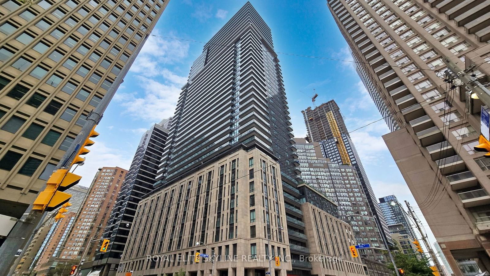 955 Bay St, unit 310 for sale