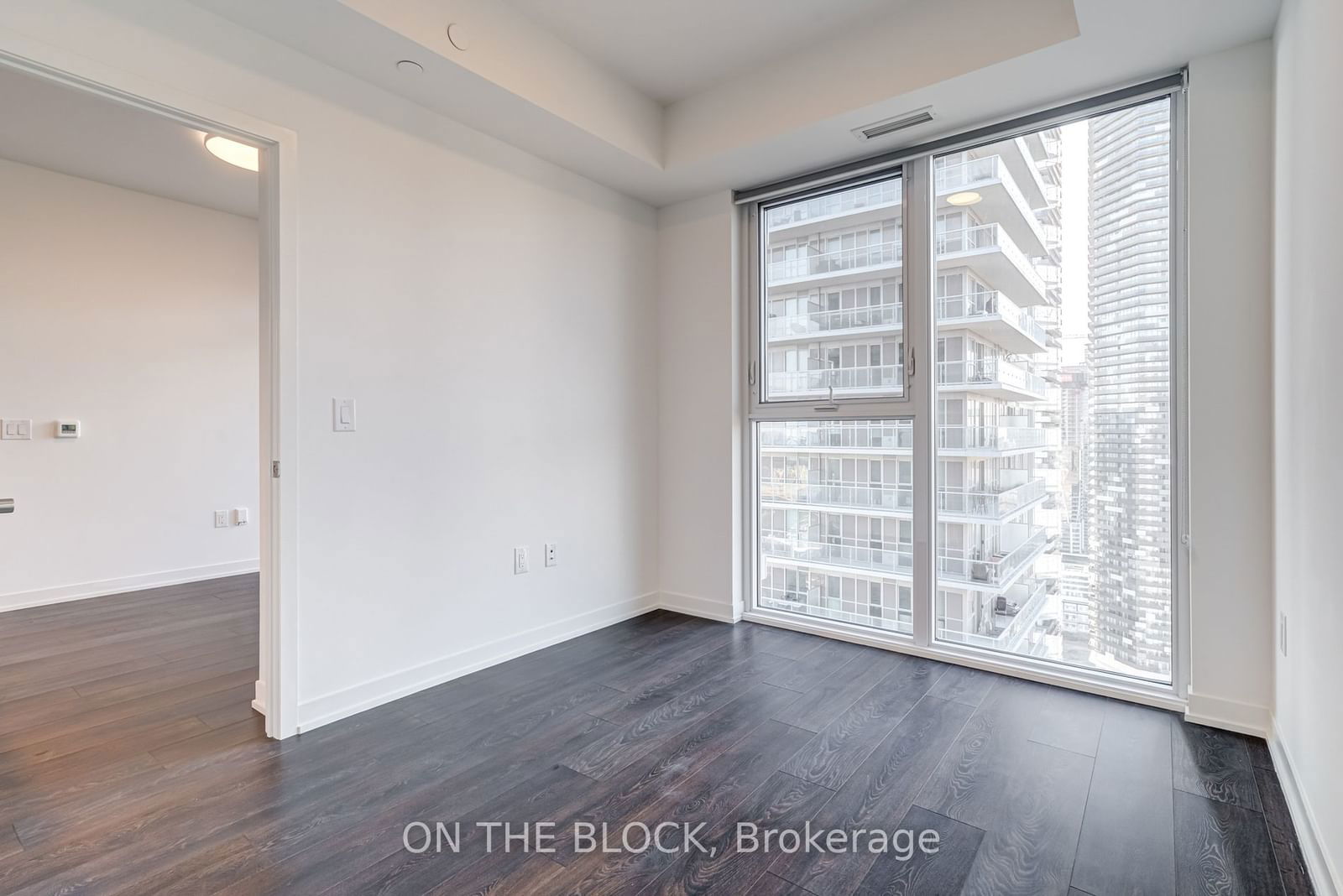 20 Richardson St, unit 3307 for sale