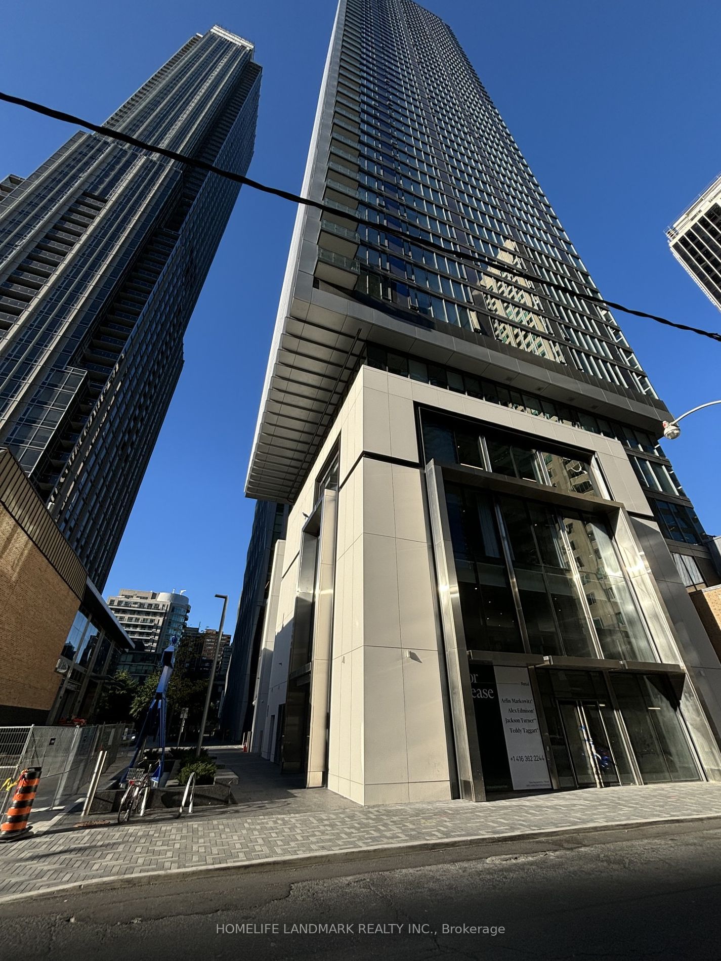 8 Cumberland St, unit 4702 for rent