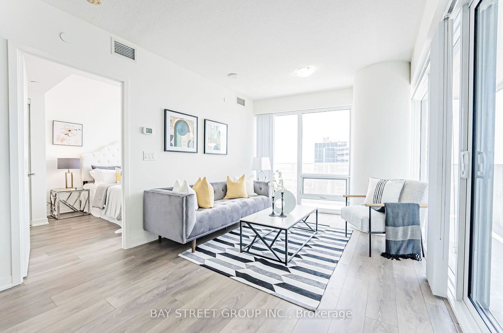 100 Harbour St, unit 4310 for sale