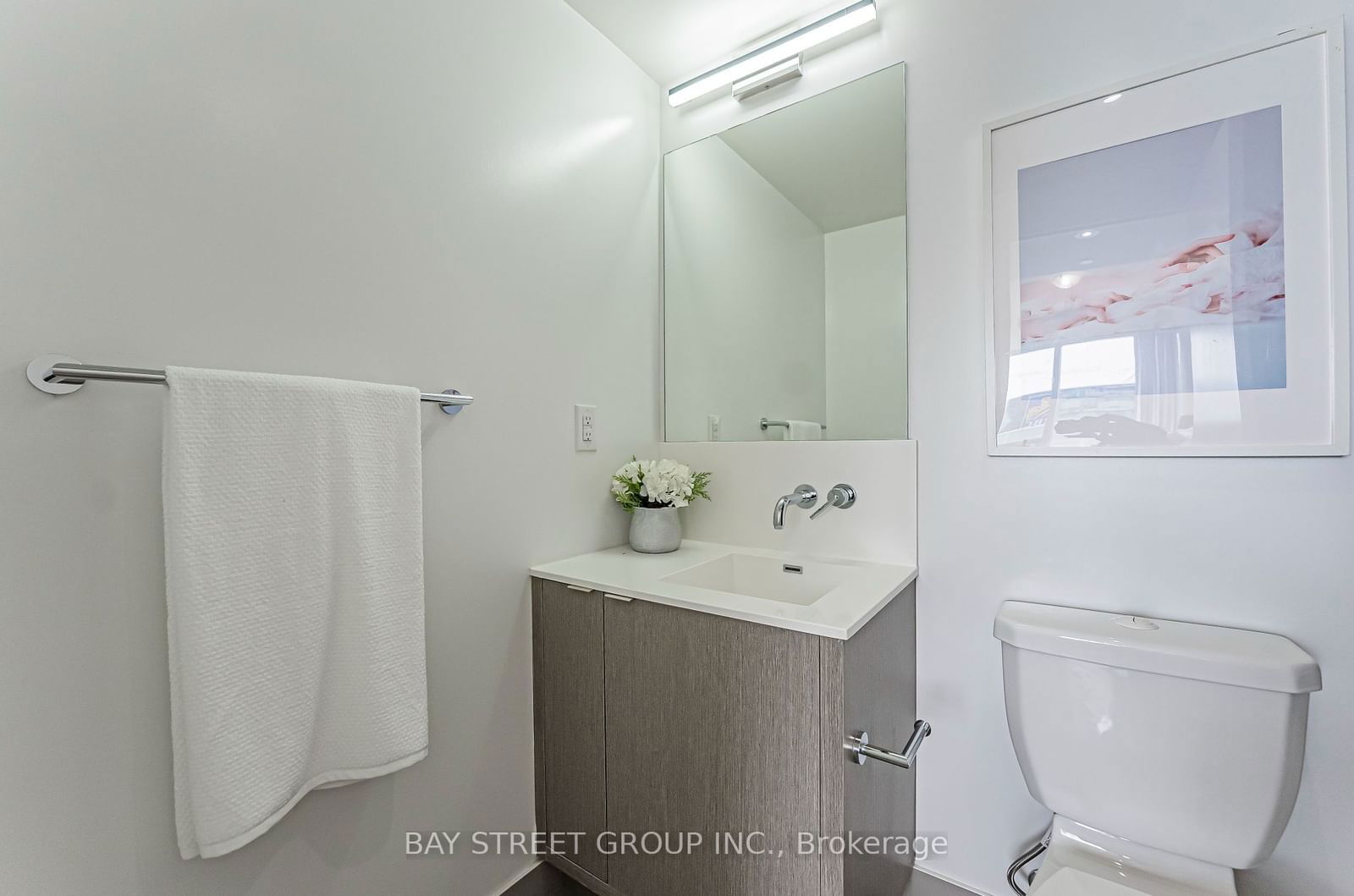 100 Harbour St, unit 4310 for sale