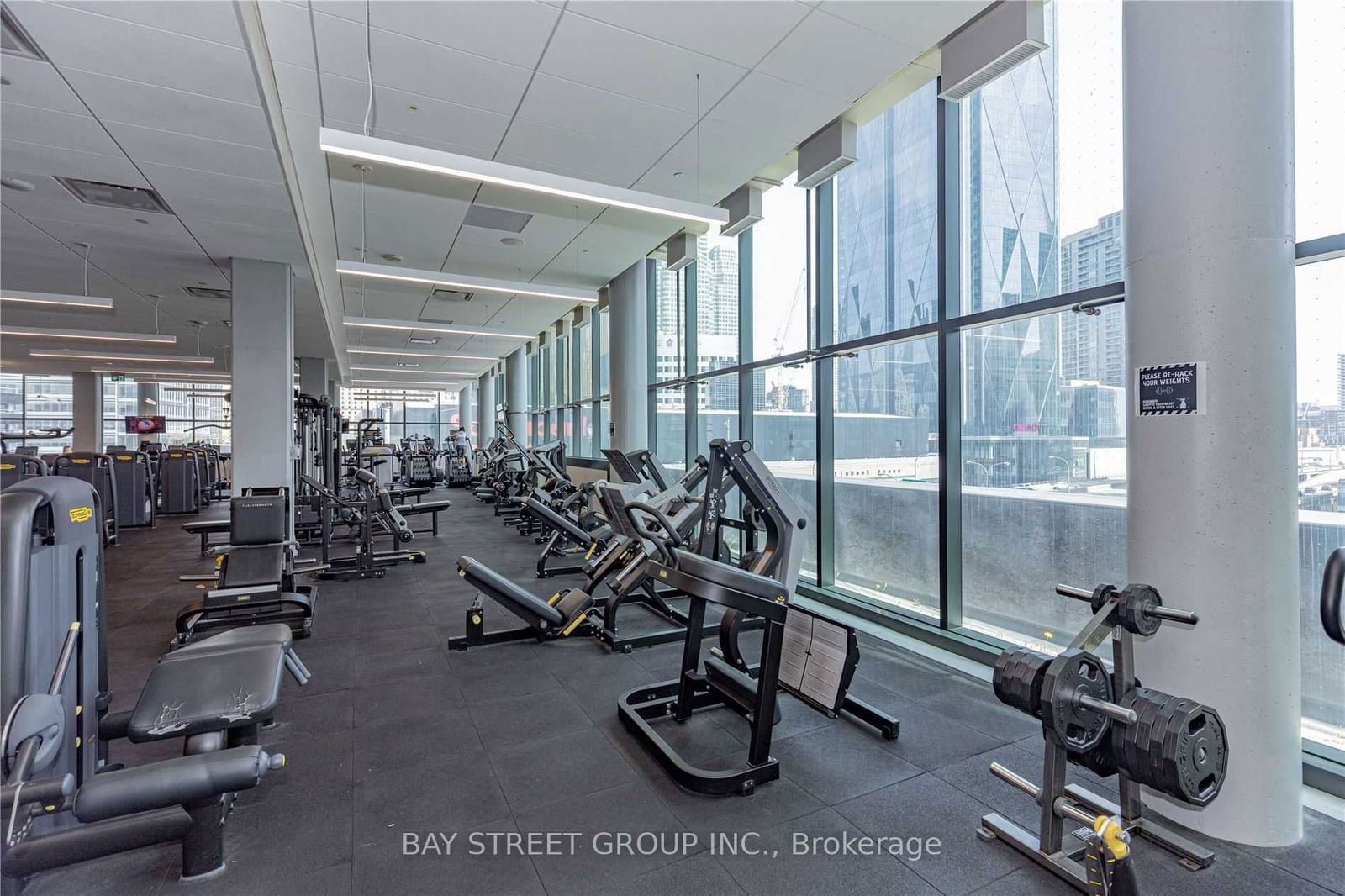 100 Harbour St, unit 4310 for sale