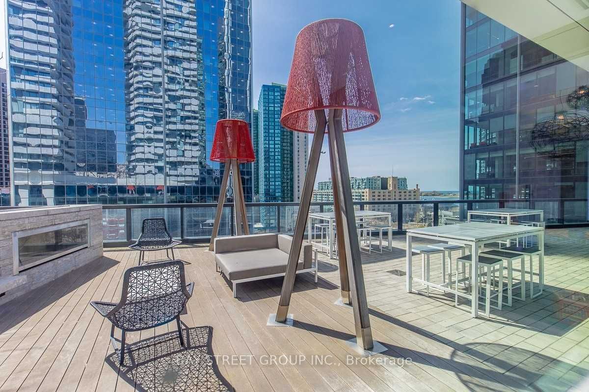 100 Harbour St, unit 4310 for sale