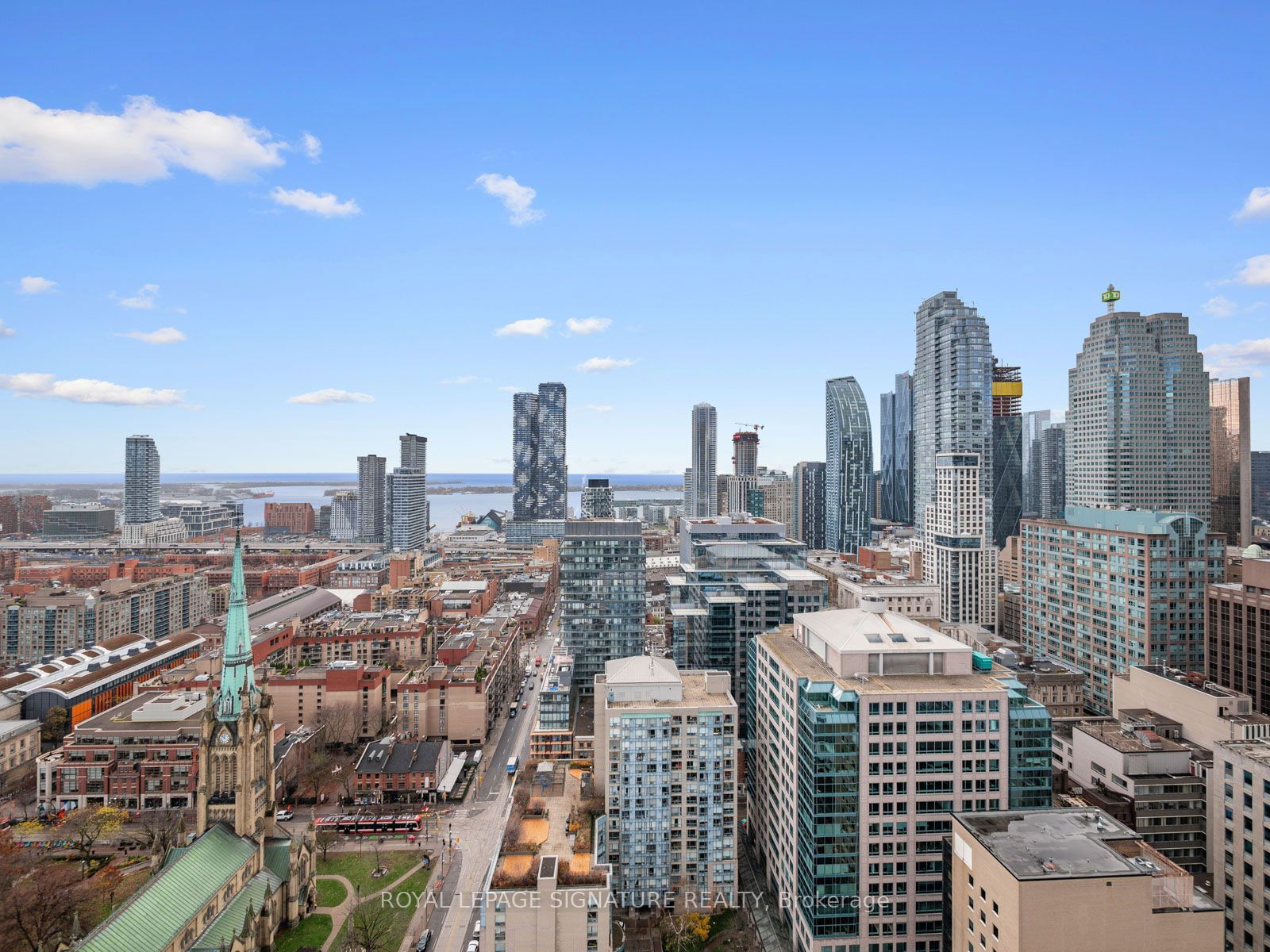 Spire, Downtown, Toronto