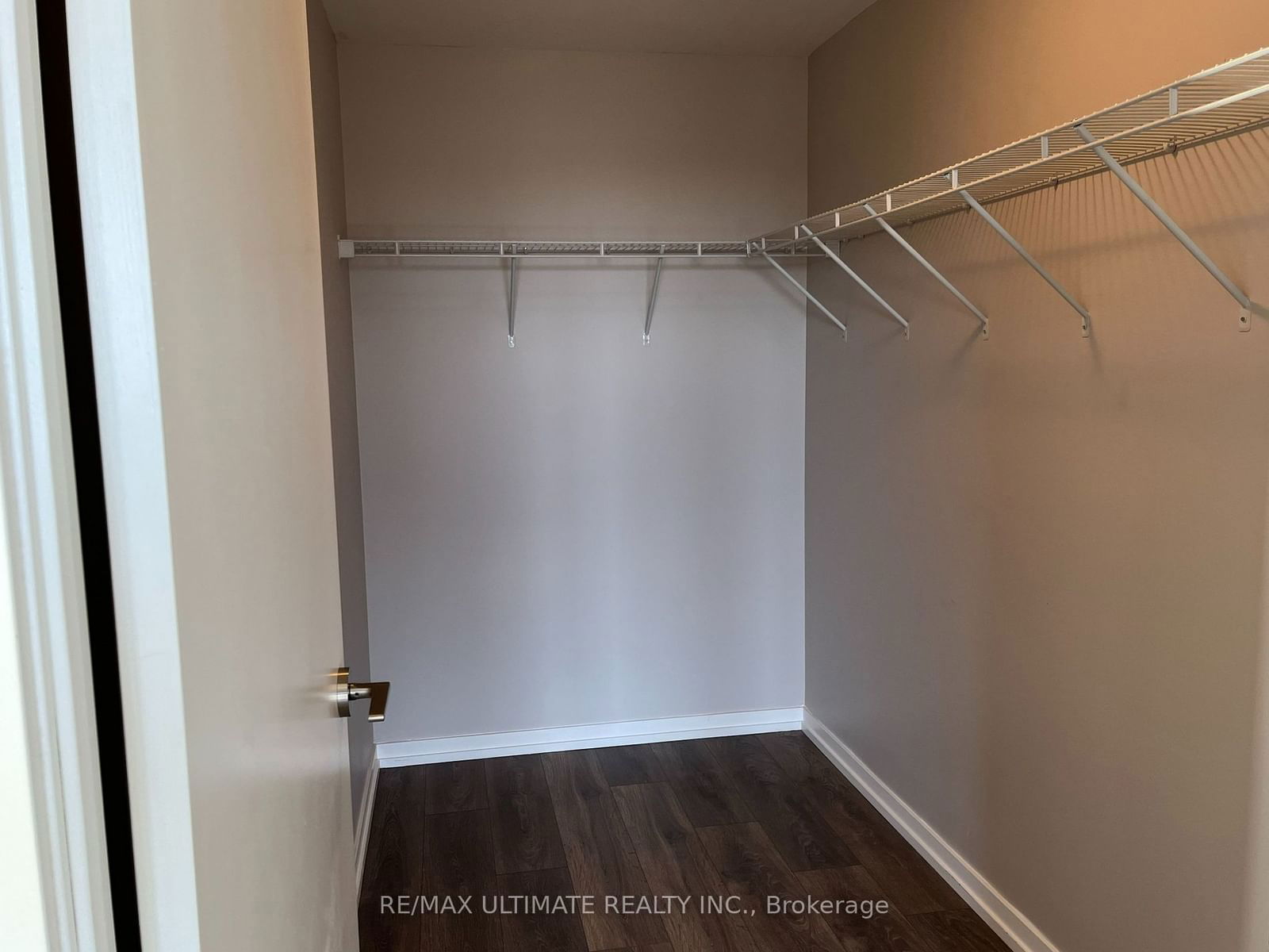 3237 Bayview Ave, unit 1113 for rent