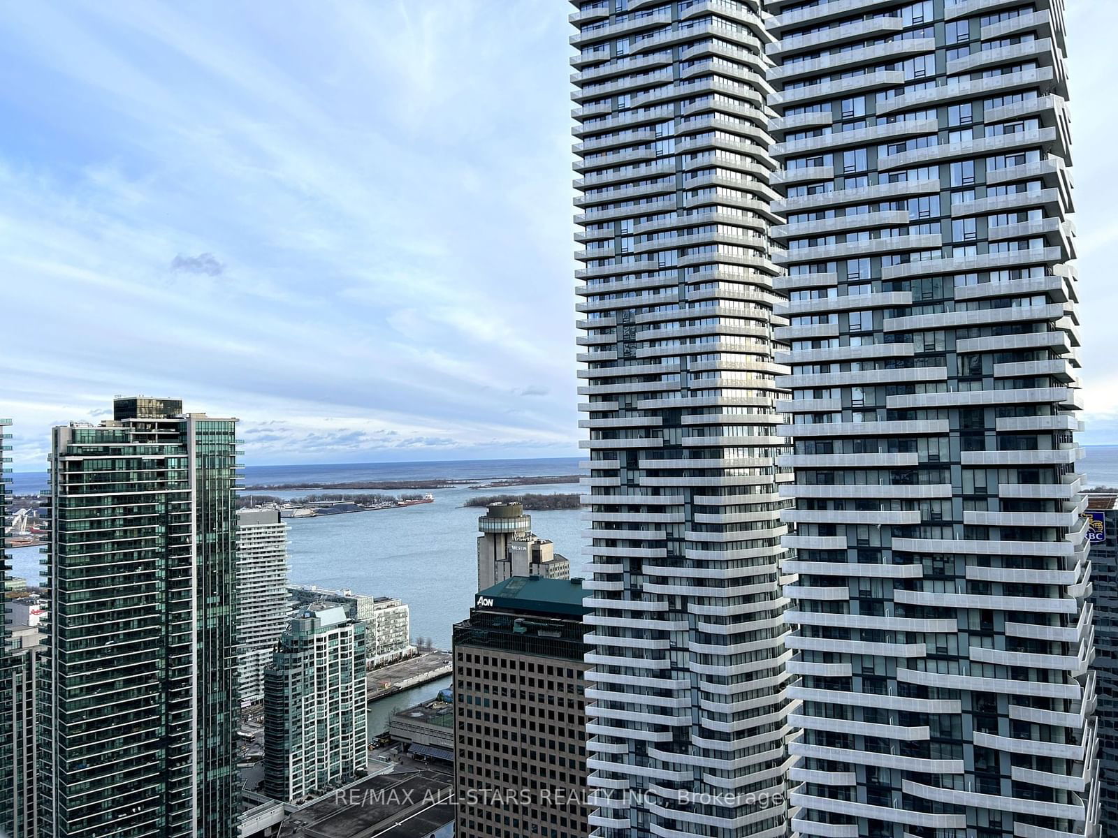 65 Bremner Blvd, unit 4611 for rent