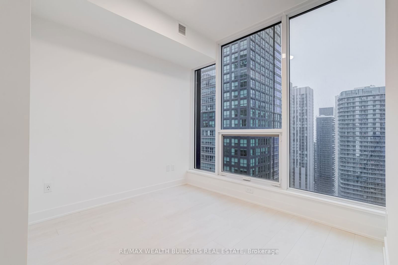 35 Mercer St, unit 3405 for rent