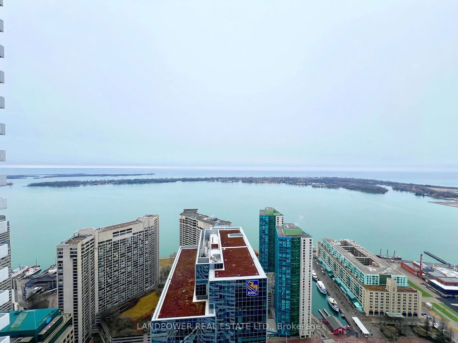 100 Harbour St, unit 5908 for rent