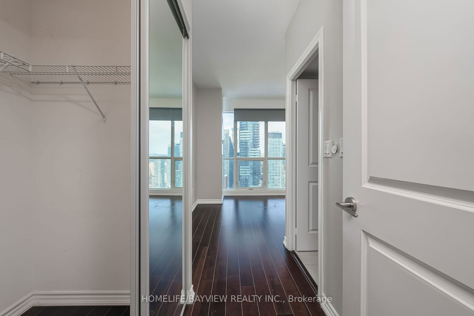 386 Yonge St, unit 4315 for rent