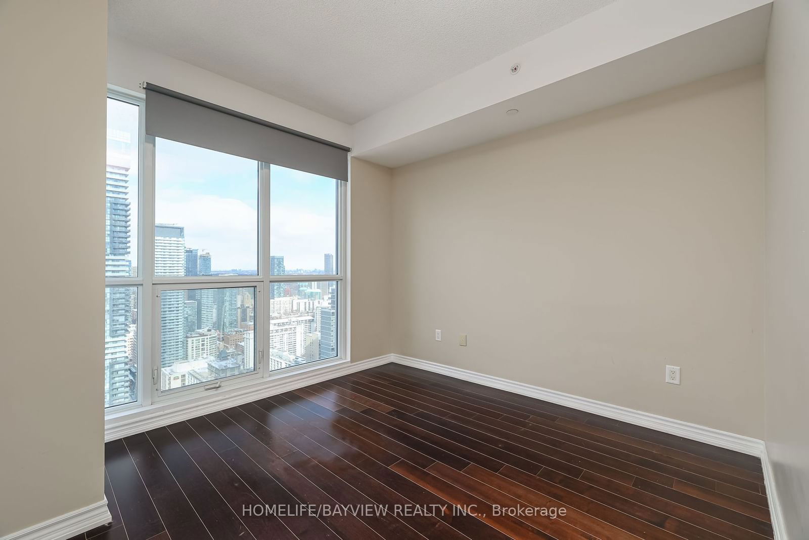 386 Yonge St, unit 4315 for rent