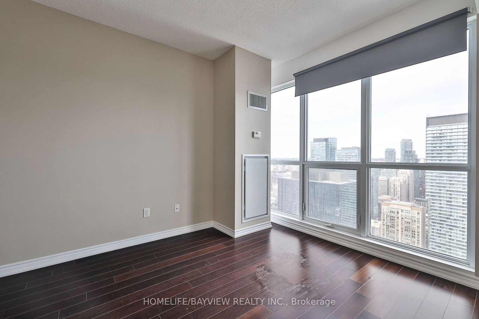 386 Yonge St, unit 4315 for rent