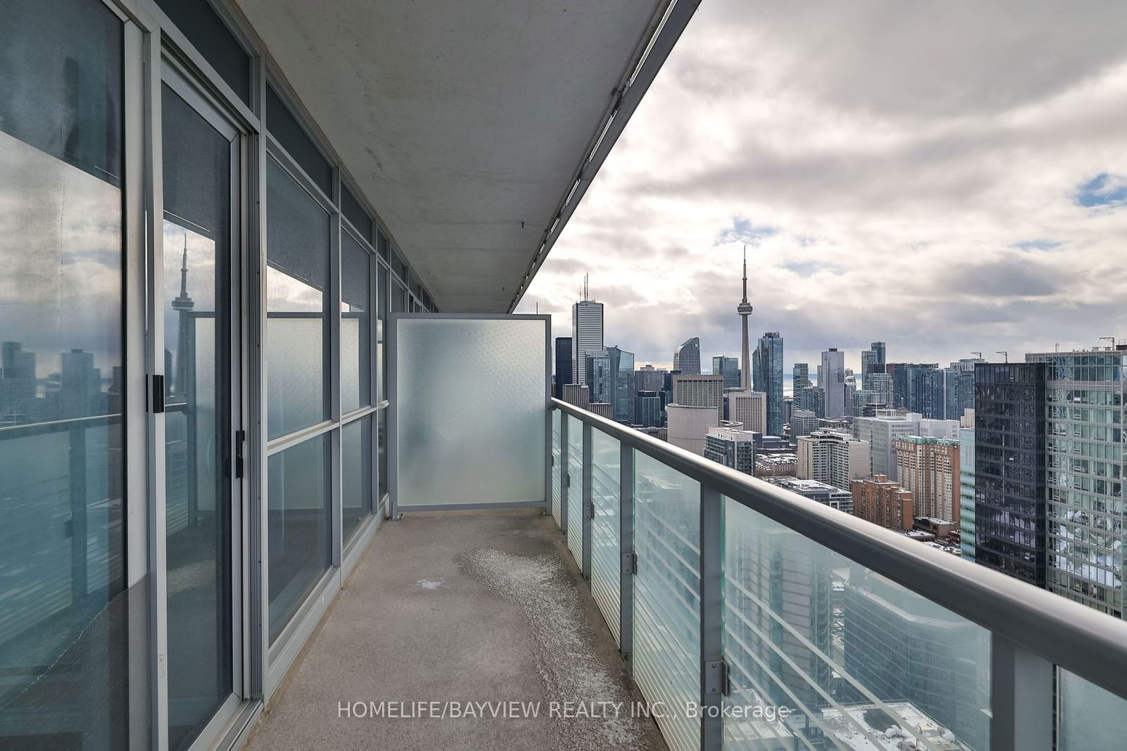 386 Yonge St, unit 4315 for rent