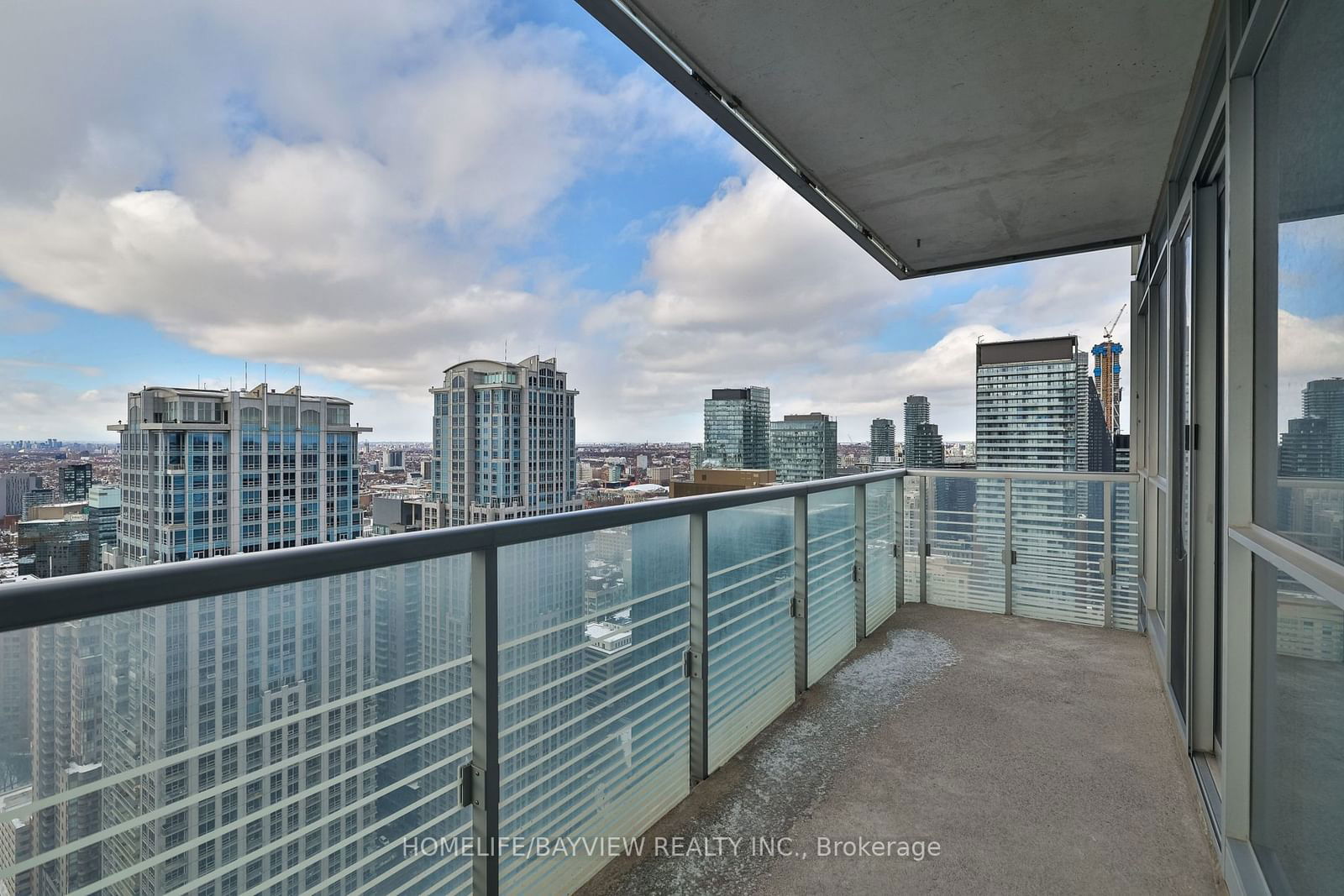 386 Yonge St, unit 4315 for rent